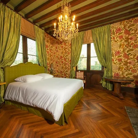 La Maison Des Vieux Logis Gasthof 3*
