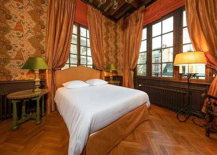 La Maison Des Vieux Logis Guest house 3*