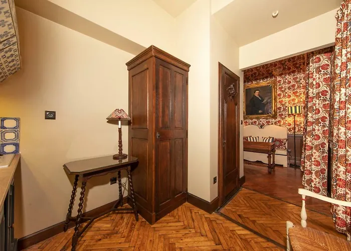 La Maison Des Vieux Logis Guest house